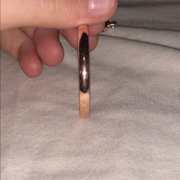 earrings - Picture 3 of 3